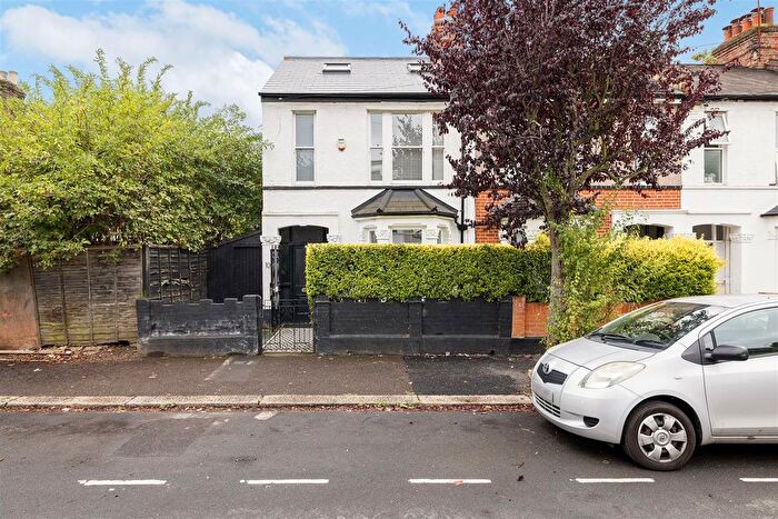 3 Bedroom End Of Terrace House To Rent In Bedford Road, London, E17