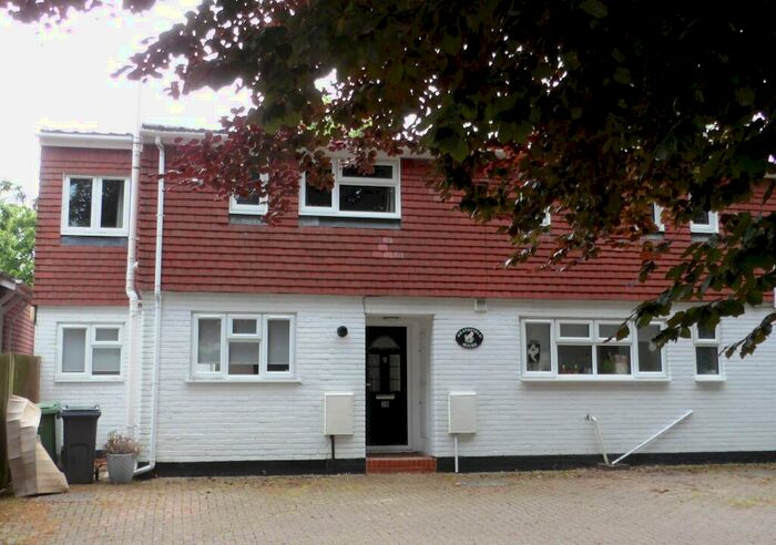 3 Bedroom House To Rent In Heathfield Road, Maidstone, ME14