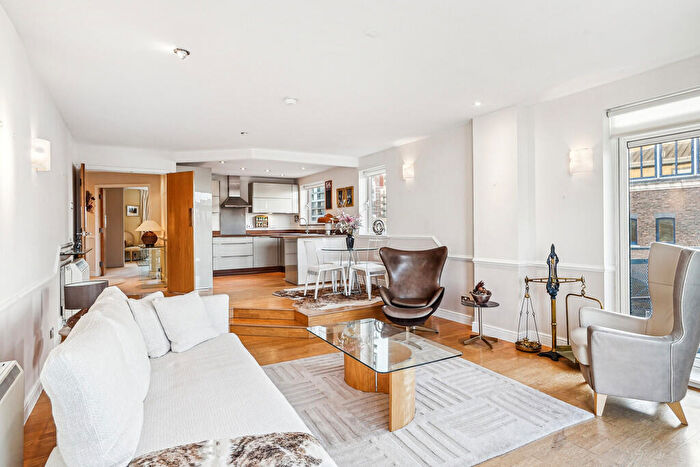 2 Bedroom Apartment To Rent In Prices Court, Battersea, SW11
