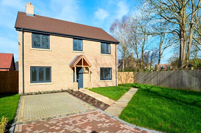 4 Bedroom Detached House For Sale In Blackfriars Court, Stow Longa, PE28