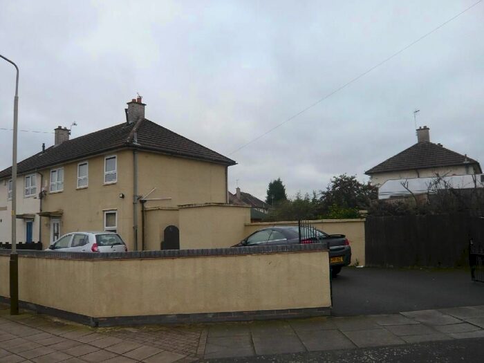 3 Bedroom Property To Rent In Caswell Close, Leicester LE4