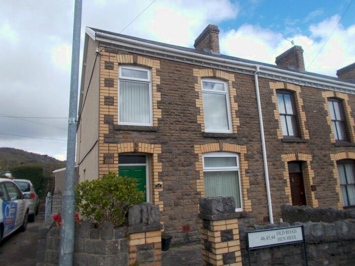 3 Bedroom End Of Terrace House To Rent In Old Road, Skewen, Neath, Neath Port Talbot., SA10