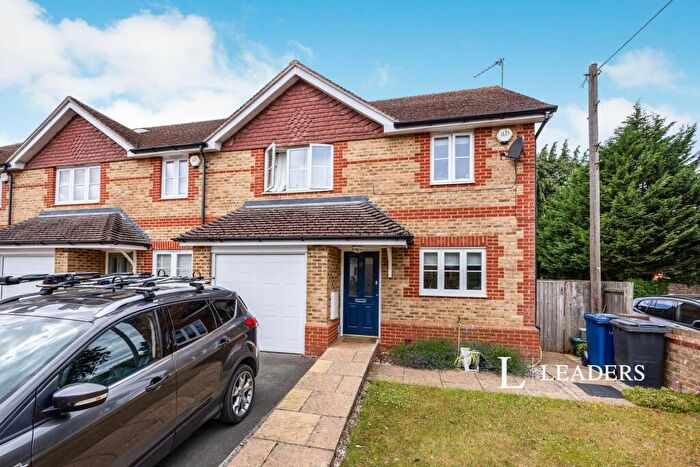3 Bedroom End Of Terrace House To Rent In Frith Hill Area, Godalming, GU7