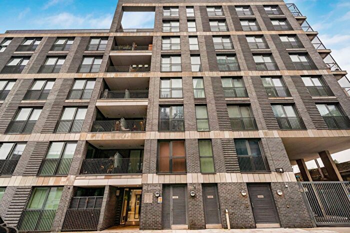 2 Bedroom Flat For Sale In Ratcliffe Cross Street, London, E1