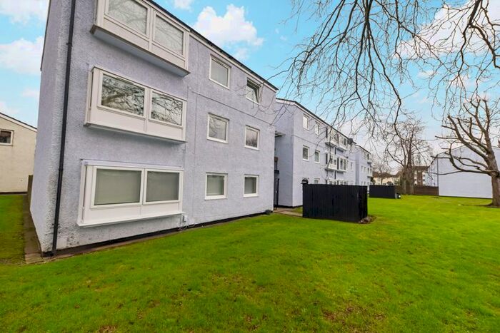 2 Bedroom Flat To Rent In Parsons Close, Portsmouth PO3