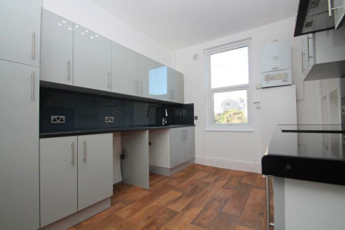 3 Bedroom Maisonette To Rent In Dorset Gardens, Brighton, BN2
