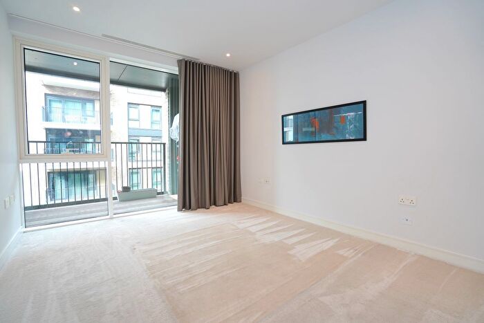1 Bedroom Flat To Rent In Fairwater House, Lockgate Road, London, SW6