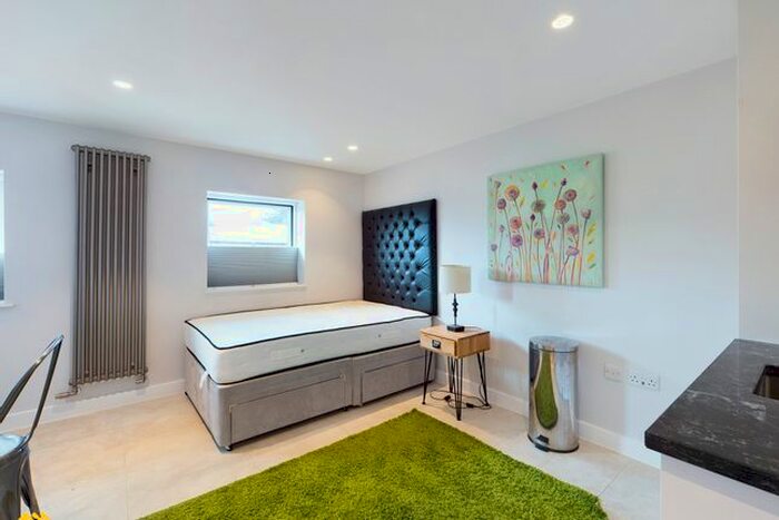 Studio To Rent In County Chambers, Horsefair, Banbury, OX16