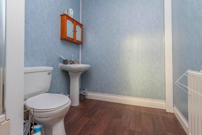 3 Bedroom Property To Rent In Ridge Street, LA1