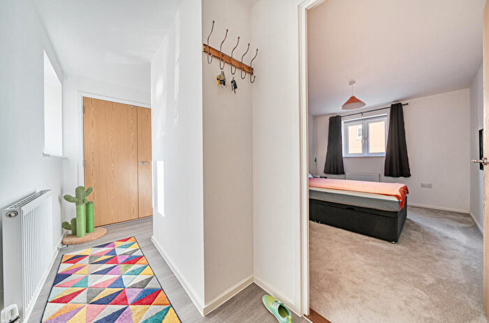 1 Bedroom Apartment For Sale In Fairfax Lane, Royston, Hertfordshire, SG8