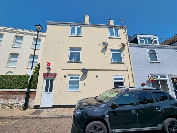 1 Bedroom Apartment To Rent In Chamberlain Road, Wyke Regis, Weymouth, DT4