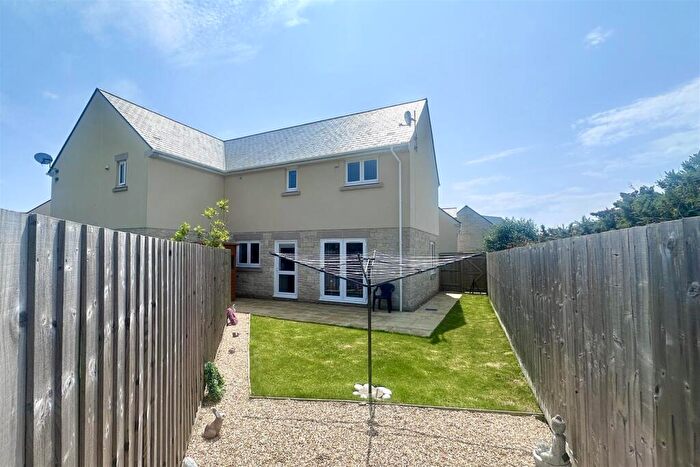 2 Bedroom Semi-Detached House For Sale In Bumpers Lane, Portland, DT5