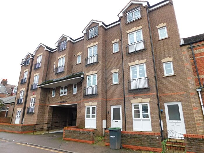 1 Bedroom Flat To Rent In Kingswood Court, Grove Road, Luton, LU1