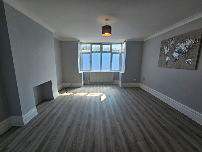 2 Bedroom Flat To Rent In High Town Road, Luton, LU2