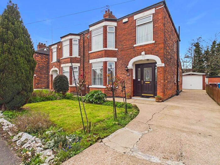 3 Bedroom Semi Detached House For Sale In Woldcarr Road, Hull, HU3