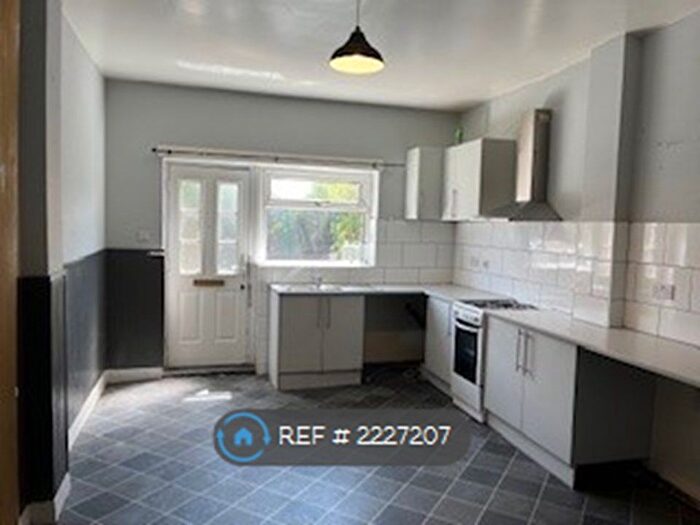 4 Bedroom Terraced House To Rent In James Street, Rotherham, S60