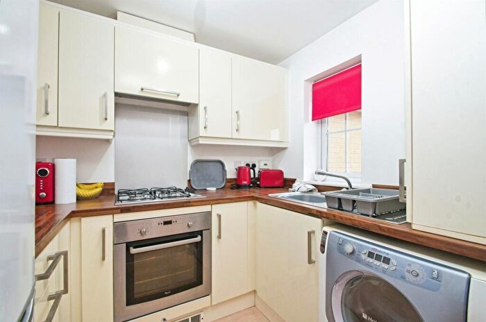 1 Bedroom Coach House For Sale In Rhodfa Brynmenyn, Sarn, Bridgend, CF32