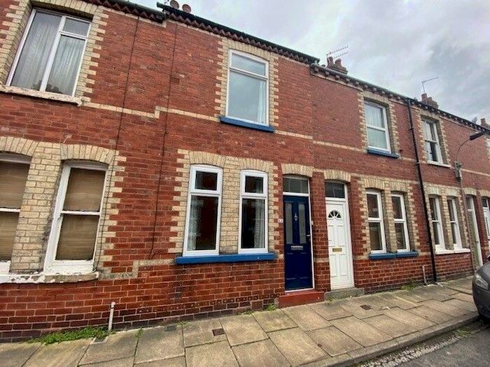 2 Bedroom Terraced House To Rent In Curzon Terrace, York, YO23