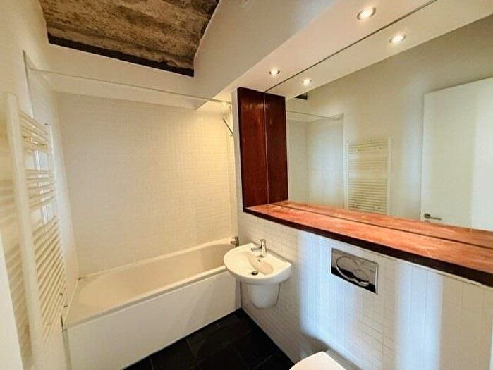 1 Bedroom Flat To Rent In Lister Mills, Bradford, BD9