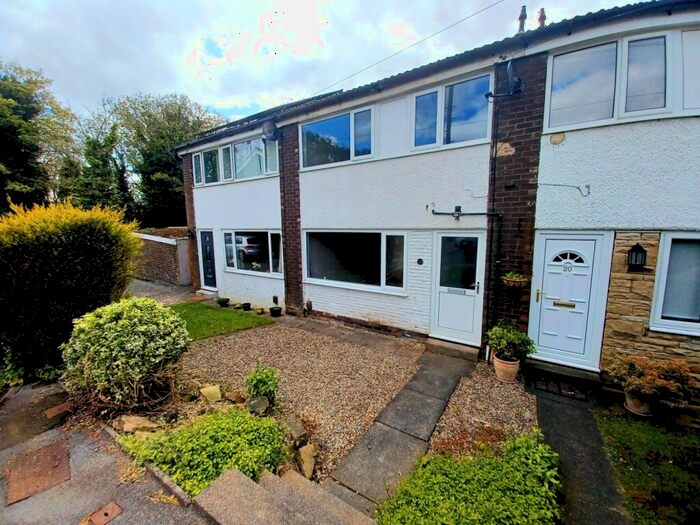 3 Bedroom Terraced House To Rent In Dean Court, Roundhay, Leeds, West Yorkshire, LS8