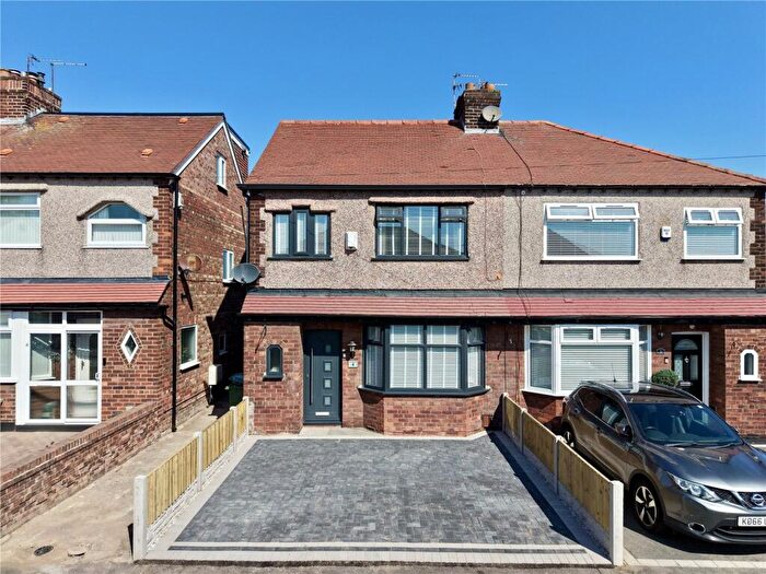 4 Bedroom Semi-Detached House For Sale In Carnsdale Road, Moreton, Merseyside, CH46