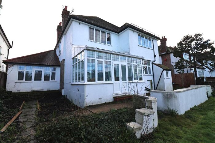 4 Bedroom Flat To Rent In Armitage Road, Golders Green, NW11