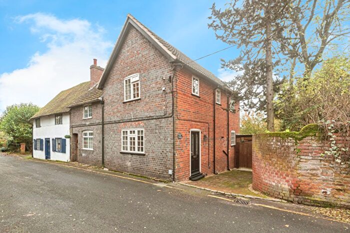 2 Bedroom Cottage For Sale In Church Lane, Thatcham, RG19