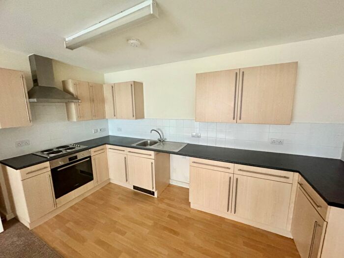 2 Bedroom Flat To Rent In Fremington Court, Coventry, CV1