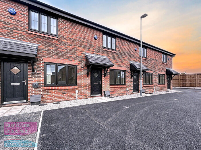 2 Bedroom Mews To Rent In Bilberry Way, Euxton, PR7