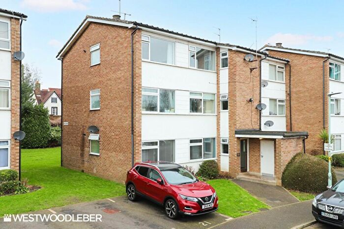 2 Bedroom Apartment To Rent In High Road, Broxbourne, EN10