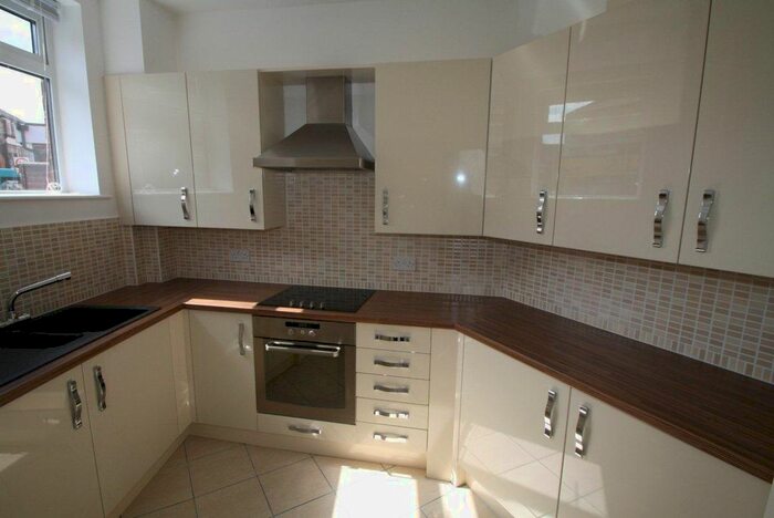 1 Bedroom Flat To Rent In Knighton Fields Road West, Knighton Fields, Leicester, LE2