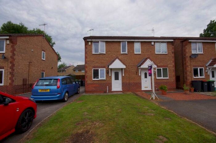 2 Bedroom Semi-Detached House To Rent In Broomhill Park View, Hucknall, Nottingham, NG15