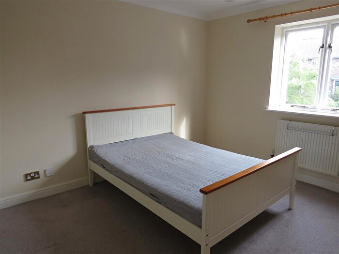2 Bedroom Apartment To Rent In Waters Edge, Chester, CH1