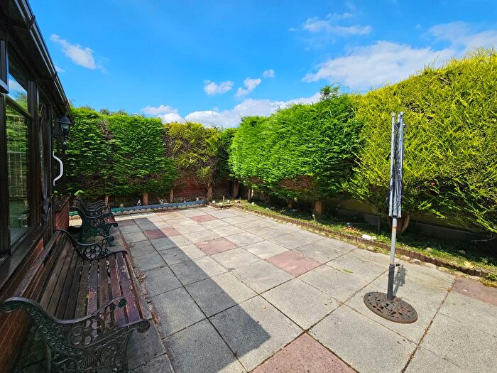 2 Bedroom Detached Bungalow For Sale In Annette Avenue, Newton-Le-Willows, WA12