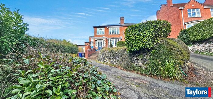 4 Bedroom Semi Detached House For Sale In Brook Holloway, Wollescote, Stourbridge, West Midlands, DY9