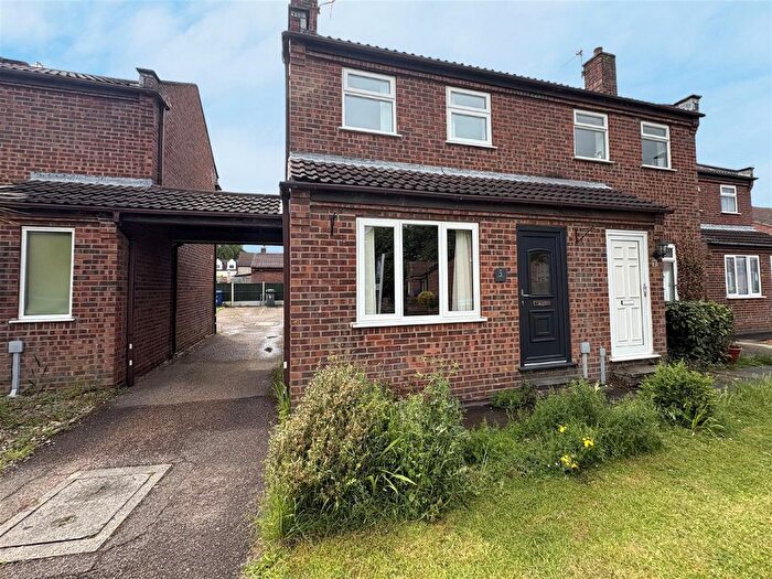 2 Bedroom Semi-Detached House To Rent In Coupland Road, Selby, YO8