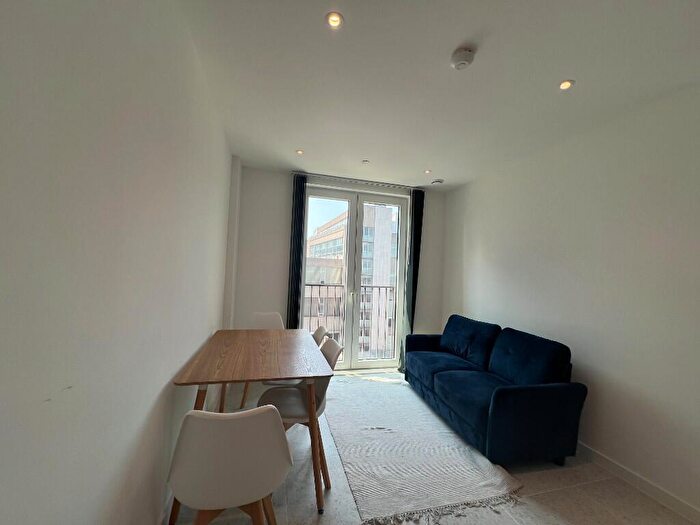 Studio To Rent In Jacquard Point, Tapestry Way, London, E1