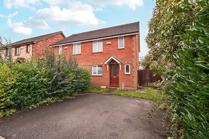 3 Bedroom Semi Detached House For Sale In Greater Leys, Oxford, OX4