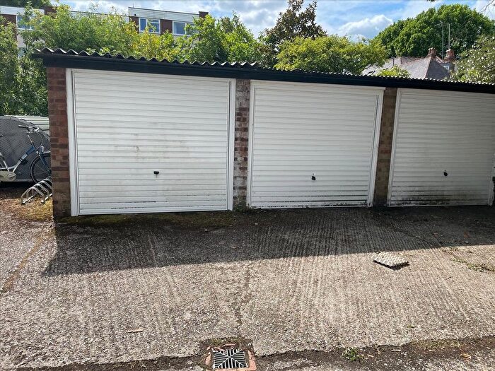 Garage / Parking To Rent In Beechwood Court, Park Road, Chiswick, London, W4