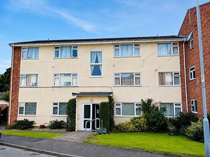 2 Bedroom Flat To Rent In Preston, Weymouth, DT3