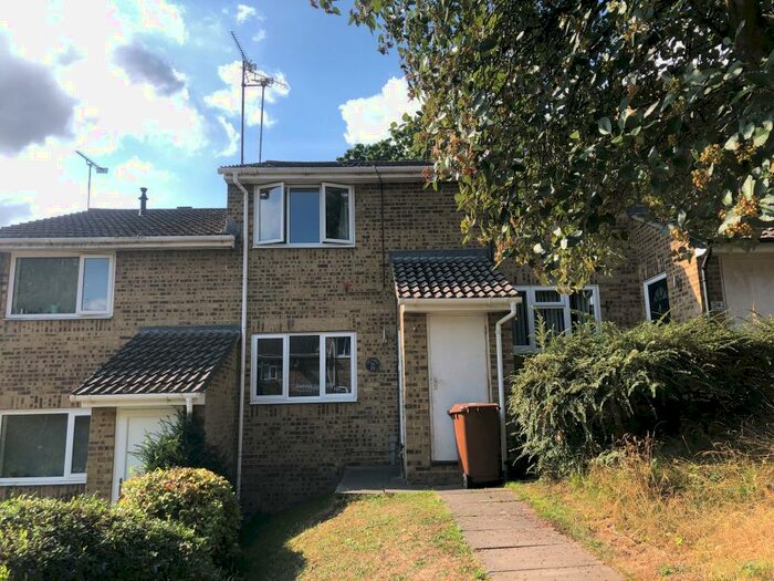 2 Bedroom Property To Rent In Rainham, ME8