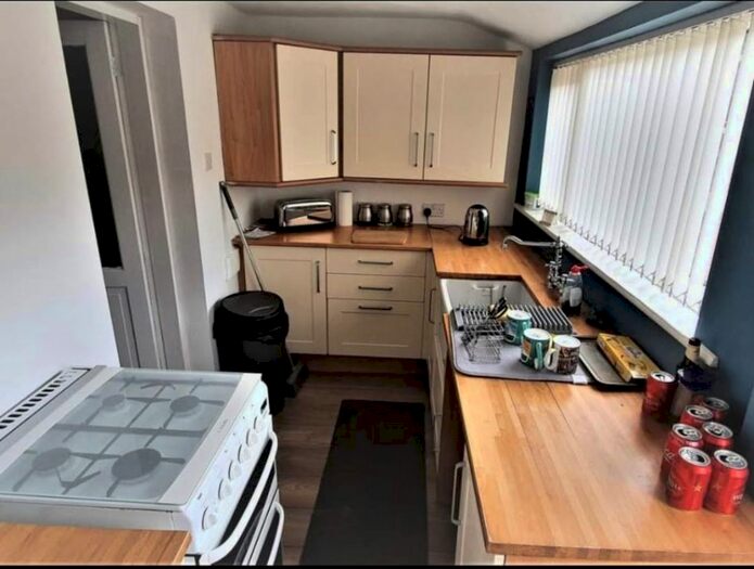 2 Bedroom Terraced House To Rent In Leigh Road, Westhoughton, Bolton, BL5