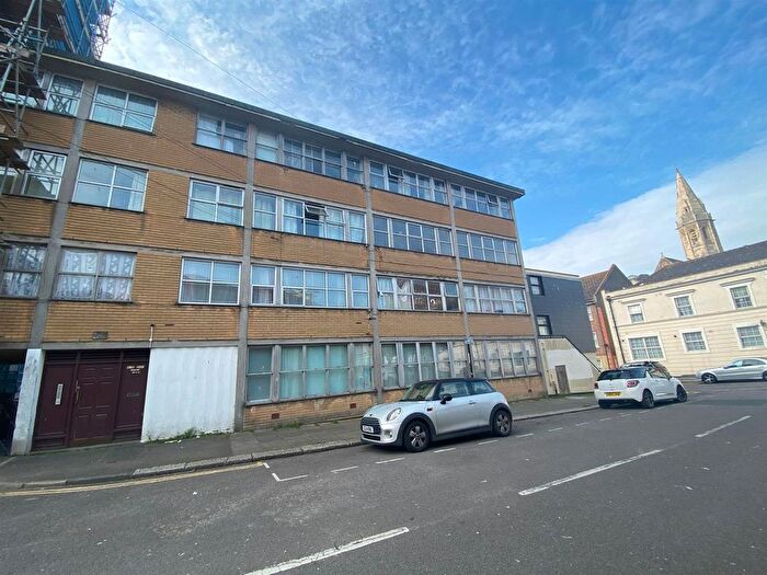 2 Bedroom Flat To Rent In Terrace Road, St Leonards-On-Sea, TN37