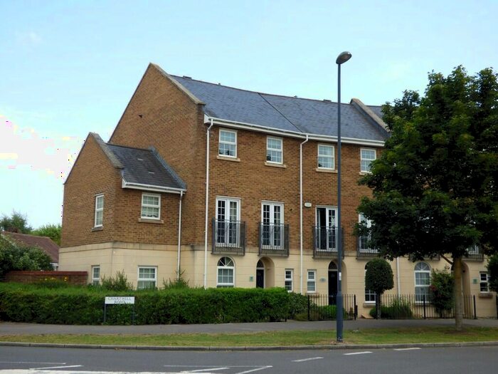 4 Bedroom End Of Terrace House To Rent In Eastbury Way, Redhouse, Swindon, SN25