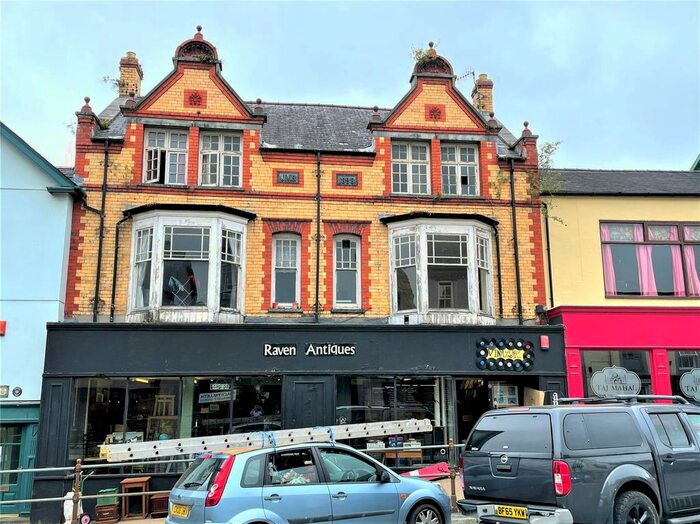1 Bedroom Flat To Rent In Penrallt Street, Machynlleth, Powys, SY20