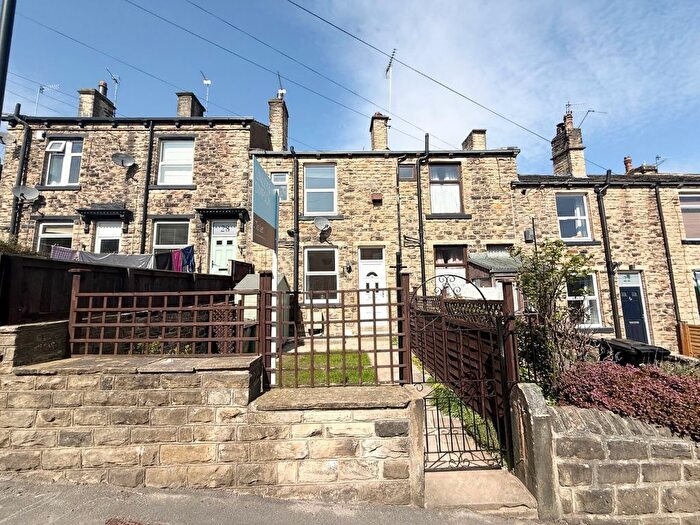 1 Bedroom Terraced House To Rent In Gladstone Street, Farsley, Pudsey, West Yorkshire, LS28