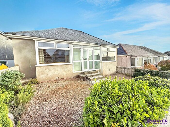 2 Bedroom Detached Bungalow For Sale In Lansdowne Road, Plymouth, PL6