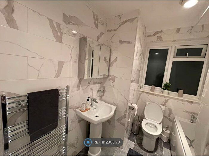 1 Bedroom Flat To Rent In Old Ruislip Road, Northolt, UB5