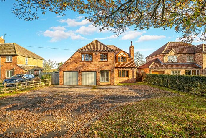 4 Bedroom Detached House For Sale In Owmby Road, Spridlington, Market Rasen, LN8