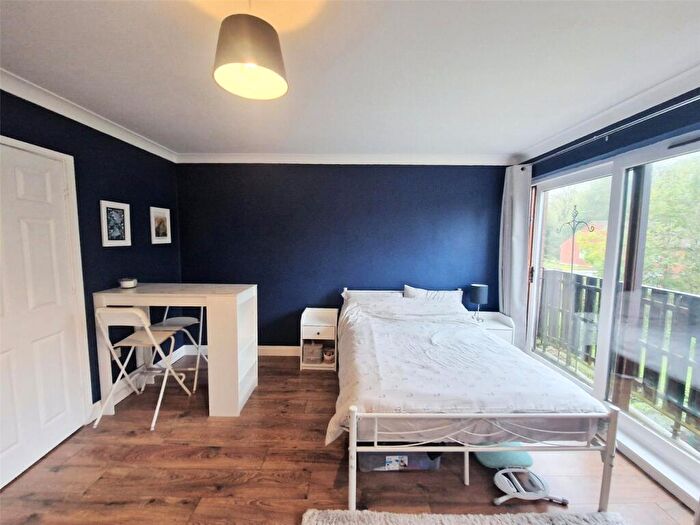Apartment To Rent In Bristol Road South, Rednal, Birmingham, B45